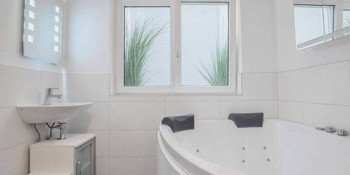 Doppelhaushälfte München Allach-Untermenzing - 7 Zimmer, 145 m&sup2;, 1.549.000&euro; | Angebot:26695661