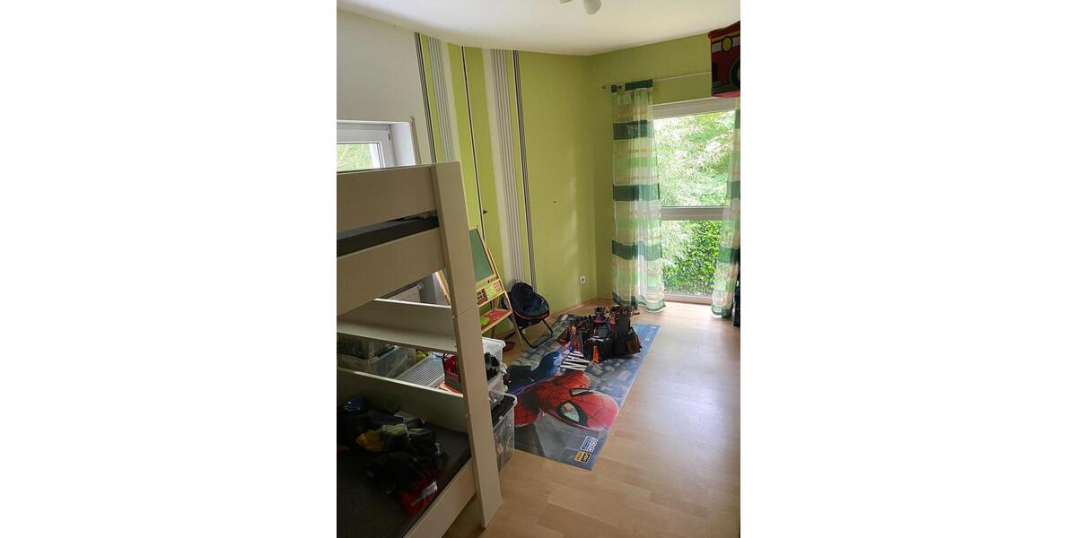 Reihenhaus Ottweiler - 4 Zimmer, 129 m&sup2;, 1.200&euro; | Angebot:26335890