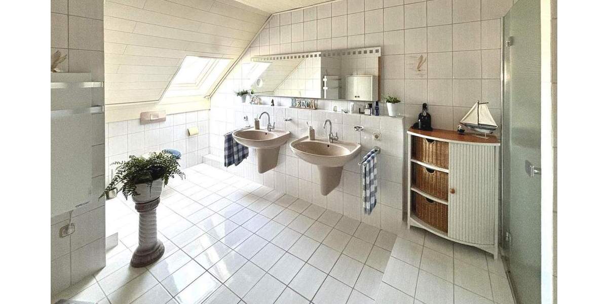 Reihenmittelhaus Geldern Veert - 4 Zimmer, 127 m&sup2;, 353.000&euro; | Angebot:25774980