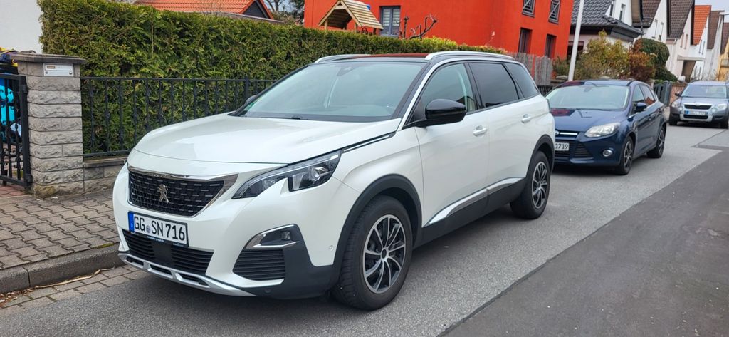 Peugeot 5008 142.000 km 16.490 &euro; Rüsselsheim am Main 65428