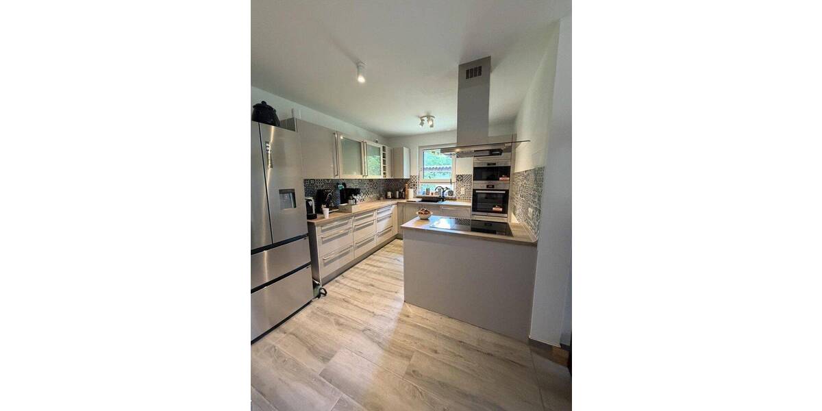 Etagenwohnung klausdorf Klausdorf - 4 Zimmer, 110 m&sup2;, 1.695&euro; | Angebot:26848317