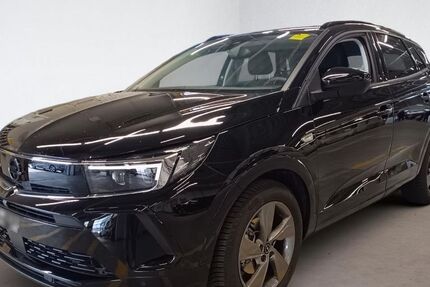 Opel Grandland (X) 13.500 km 24.500 € Apolda 99510