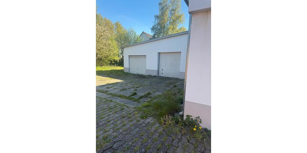 Mehrfamilienhaus, Wohnhaus Lübbecke - 14 Zimmer, 330 m&sup2;, 3.000&euro; | Angebot:26419249