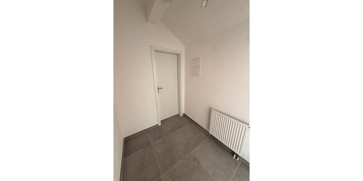 Dachgeschoßwohnung Rosenheim Egarten - 1 Zimmer, 35 m&sup2;, 750&euro; | Angebot:26124383