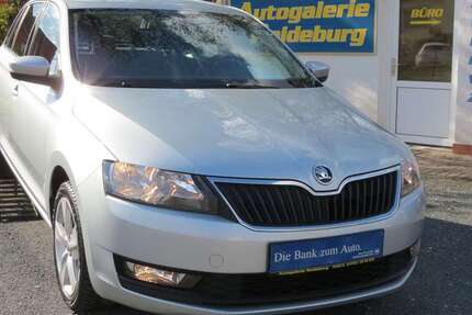 Skoda Rapid/Spaceback 55.000 km 10.840 &euro; Halle 06116