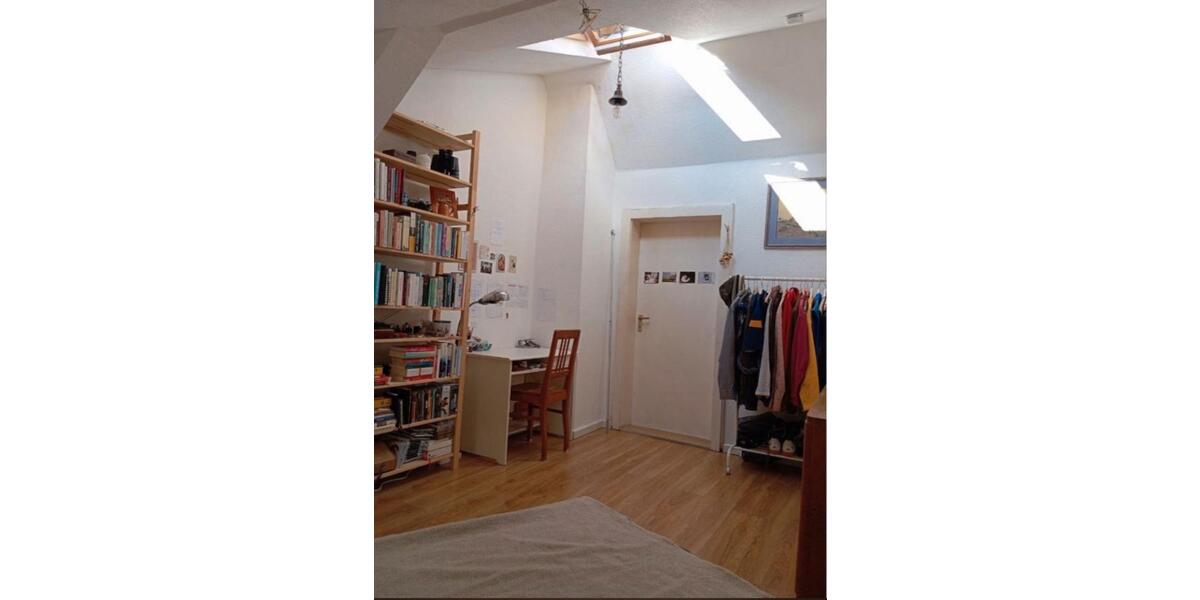 Dachgeschoßwohnung Halle (Saale) - 4 Zimmer, 90 m&sup2;, 631&euro; | Angebot:25407102