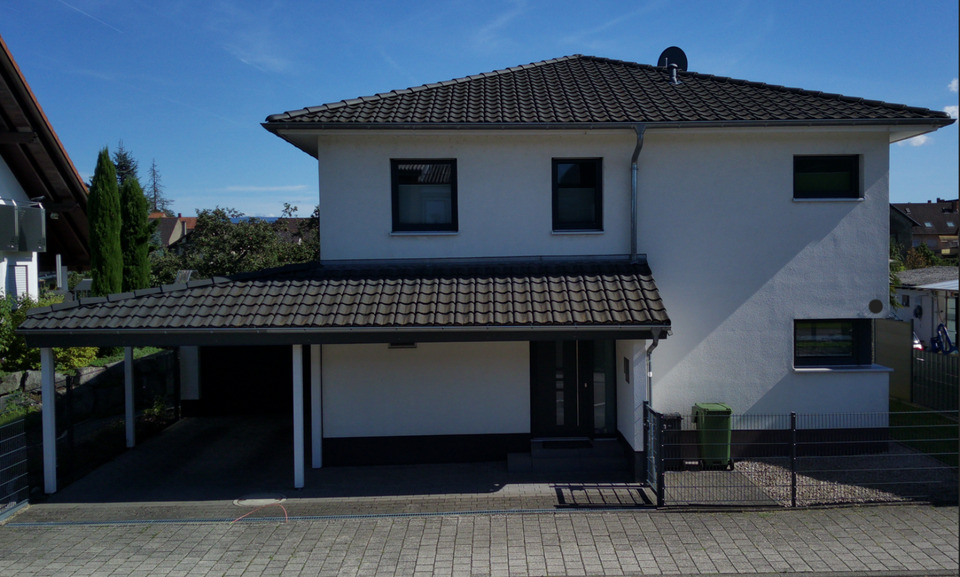 Attraktives und modernes Einfamilienhaus mit Terrasse und Garten 4 zimmer