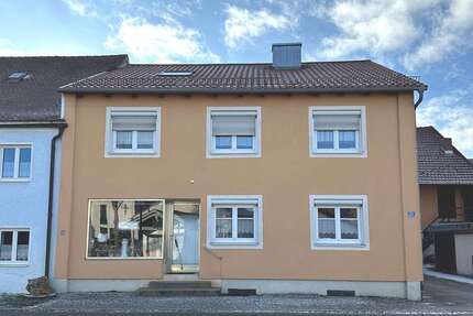 Haus zum Mieten in Preith 1.058 € 157 m² 7 zimmer
