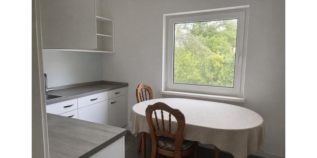 Etagenwohnung Hamm (Sieg) - 3 Zimmer, 82 m&sup2;, 190.000&euro; | Angebot:27157666