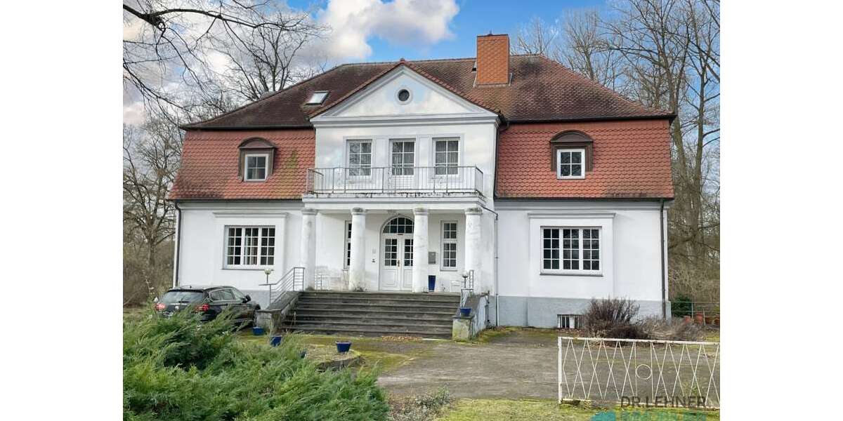 Haus zum Kaufen in Wittenburg Dodow 389.000 € 420 m² 9.5 zimmer