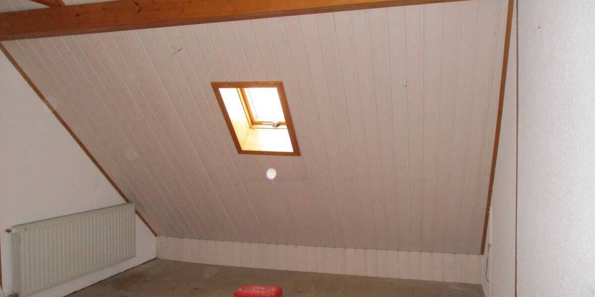 Einfamilienhaus Mellrichstadt - 4 Zimmer, 70 m&sup2;, 65.000&euro; | Angebot:25676837