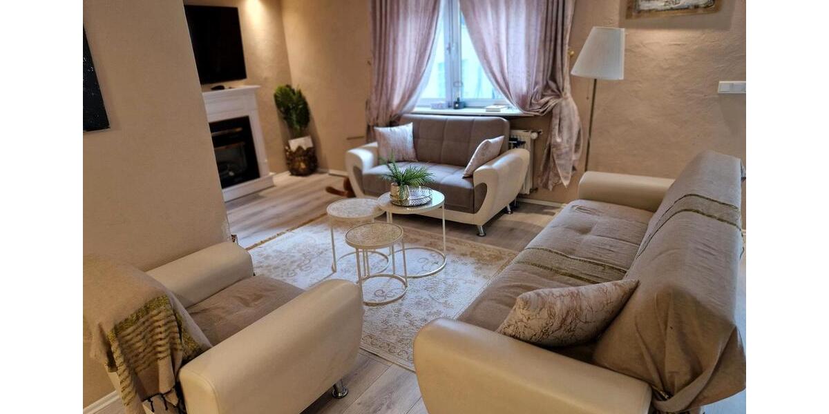 Einfamilienhaus Kaiserslautern Bahnheim - 2 Zimmer, 90 m&sup2;, 1.100&euro; | Angebot:26249148