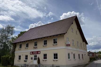 Haus Aichach - 15 Zimmer, 250 m&sup2;, 689.000&euro; | Angebot:27070687