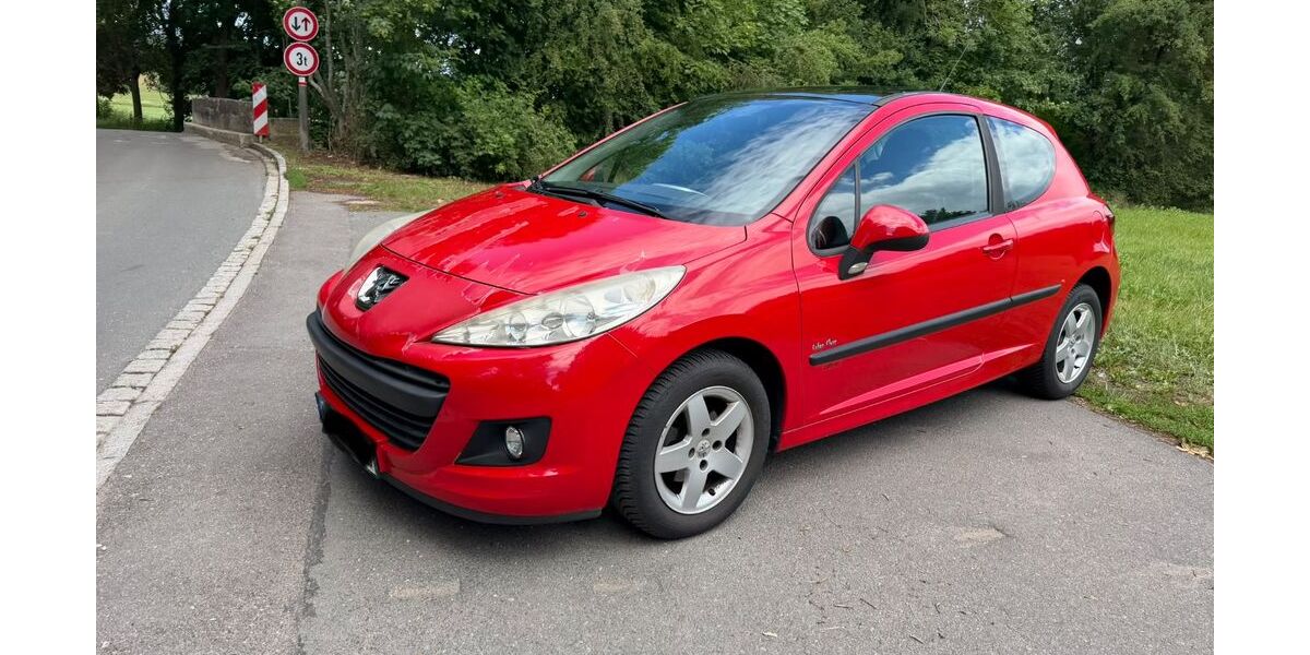 Peugeot 207 90.000 km 1.450 &euro; Nürnberg 90451