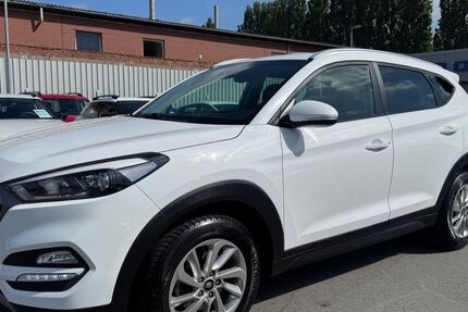 Hyundai TUCSON 105.000 km 12.500 &euro; Bocholt 46395