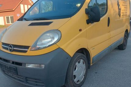 Opel Vivaro 197.000 km 950 &euro; Unna 59423