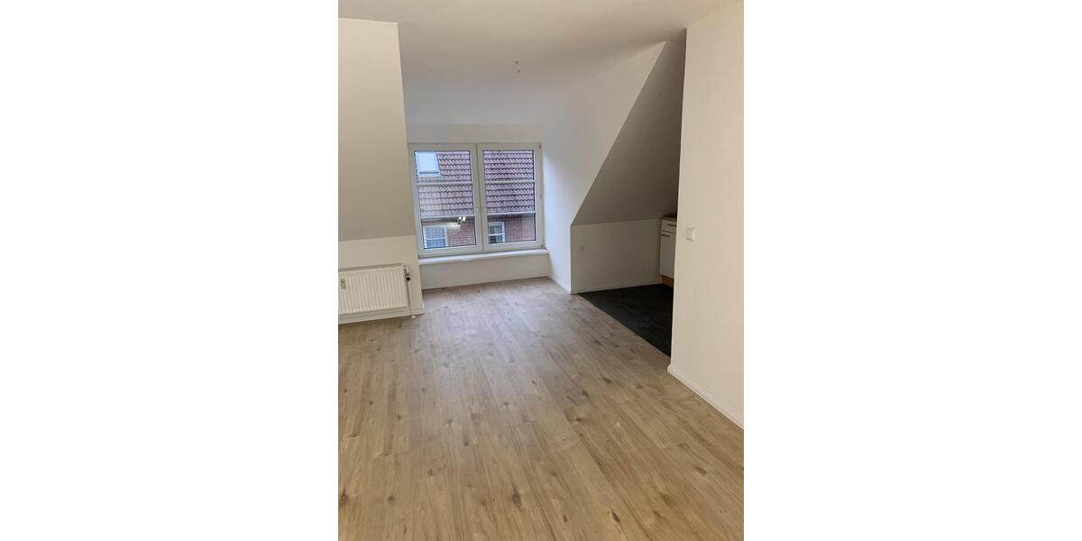 Dachgeschoßwohnung Bad Segeberg - 2 Zimmer, 50 m&sup2;, 650&euro; | Angebot:26412531