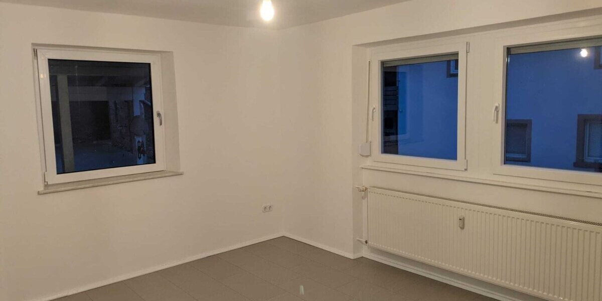 Gemünden a. Main, Resthof mit ELW - Bauernhaus, Landhaus Gemünden a. Main Gemarkung Wernfeld | Angebot:26505724