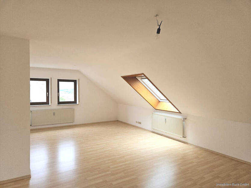 Zentral gelegene 2-Zimmerwohnung mit garantierter Aussicht!