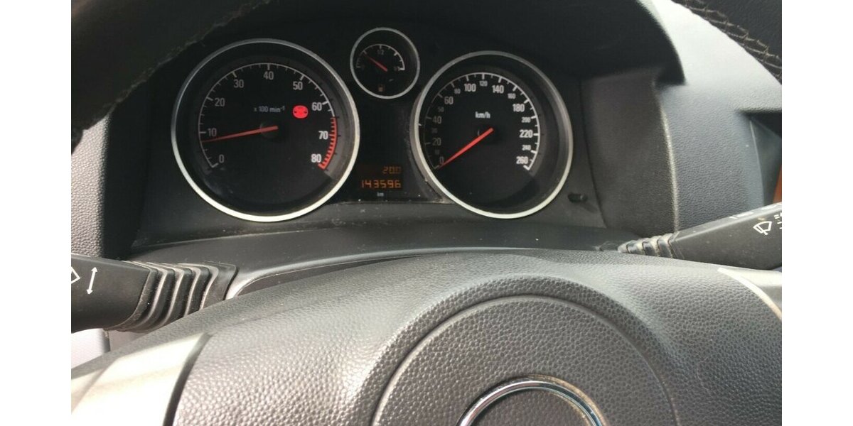 Opel Astra OPC Line,Klima,Temp.,Alu, usw! 143.000 km 3.600 &euro; Himmelkron 95502