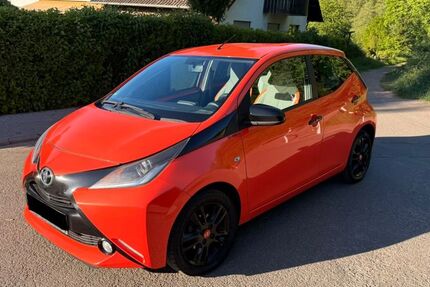 Toyota Aygo (X) 124.469 km 6.500 &euro; Riegelsberg 66292