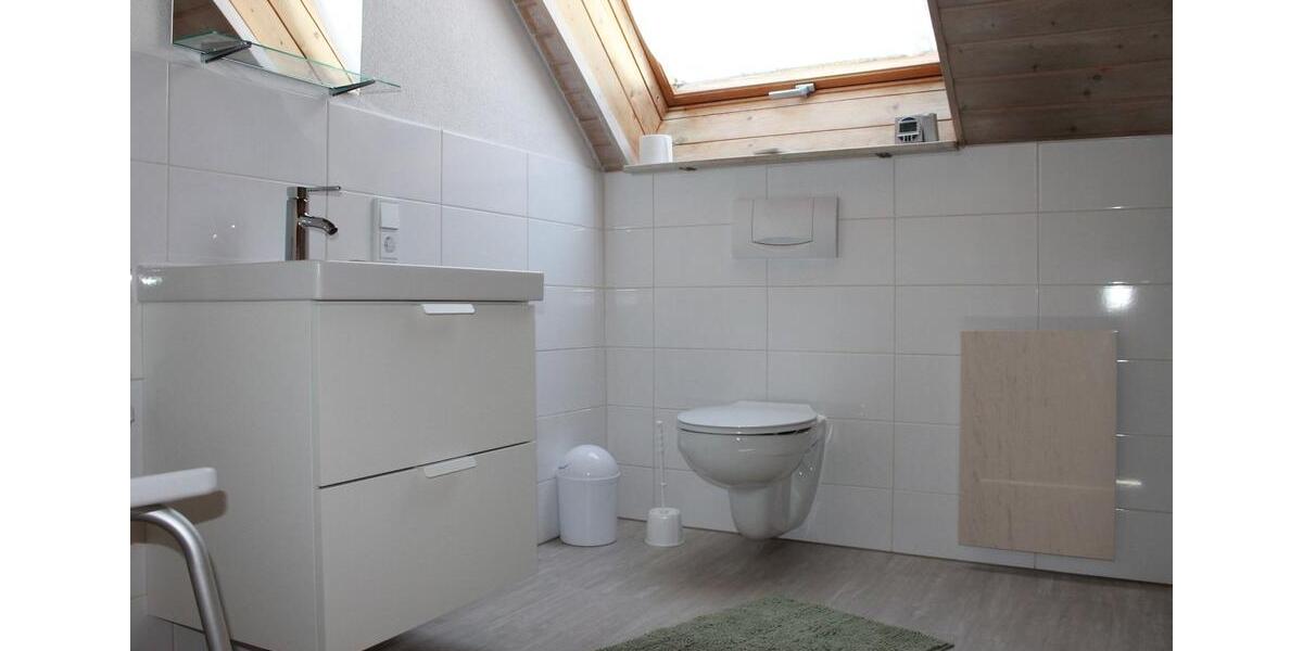 Dachgeschoßwohnung Bad Saulgau - 2 Zimmer, 40 m&sup2;, 500&euro; | Angebot:26241683