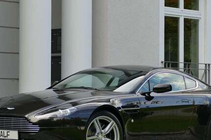 Aston Martin Vantage 55.000 km 59.800 &euro; Grünwald 82031