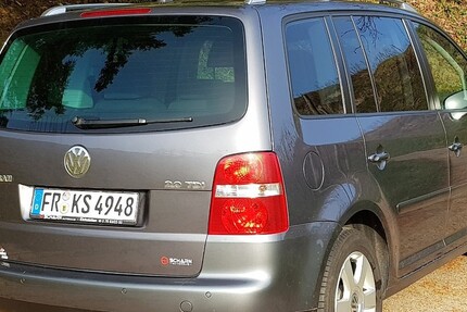 VW Touran 156.000 km 5.500 &euro; Bötzingen 79268