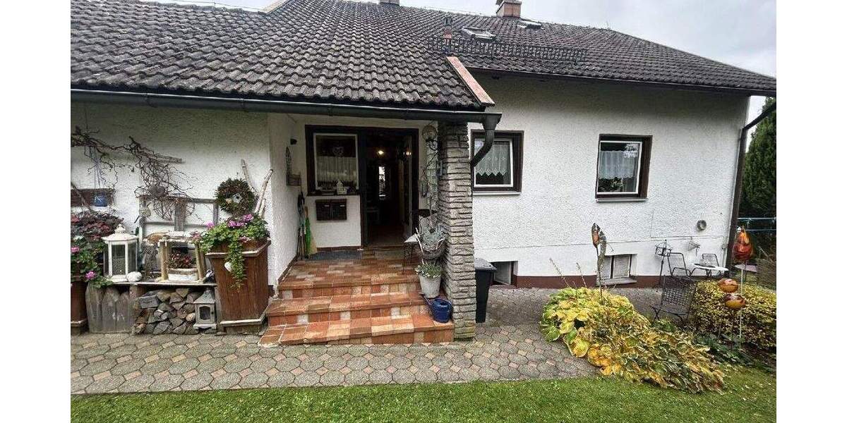 Einfamilienhaus Regen - 6 Zimmer, 124 m&sup2;, 198.000&euro; | Angebot:25688594