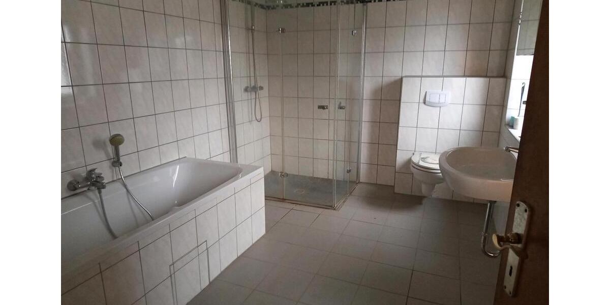 Einfamilienhaus Mayen - 6 Zimmer, 139 m&sup2;, 230.000&euro; | Angebot:24640965