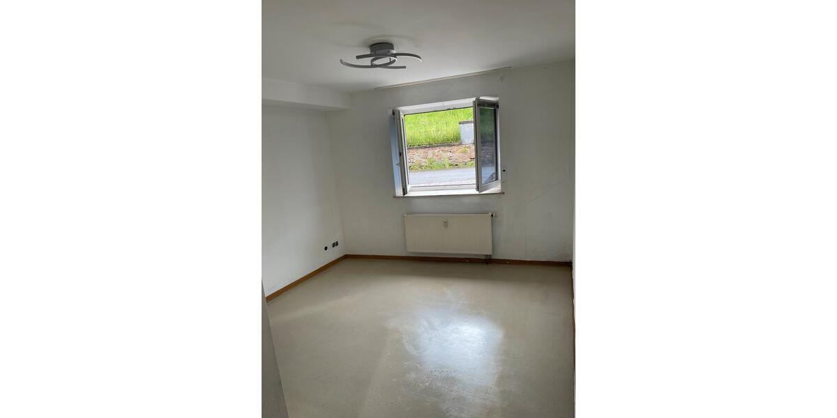 Erdgeschoßwohnung Nonnweiler - 3 Zimmer, 75 m&sup2;, 700&euro; | Angebot:26378303
