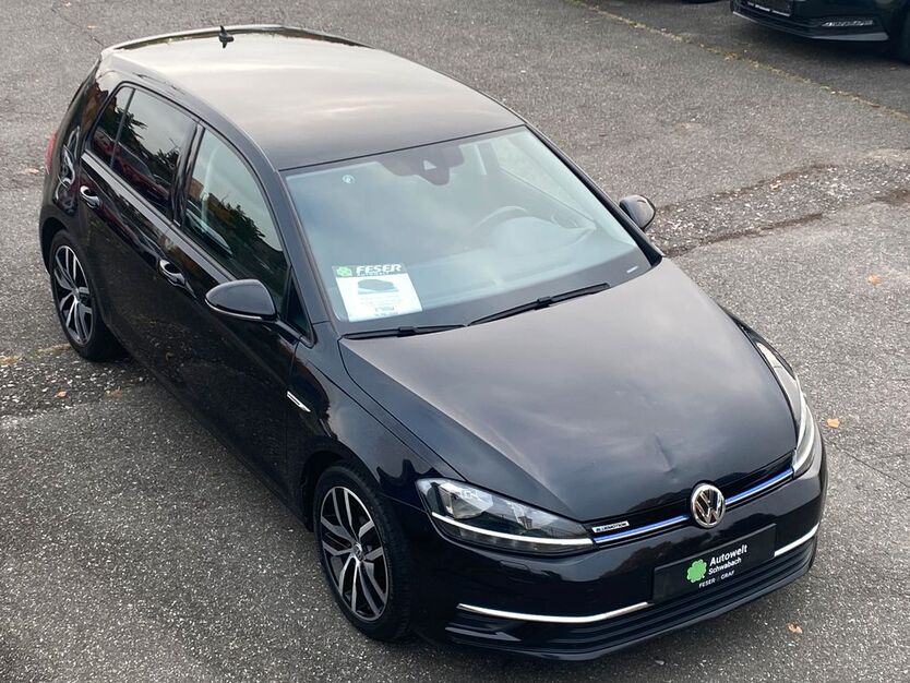VW Golf 97.000 km 14.680 € Schwabach 91126