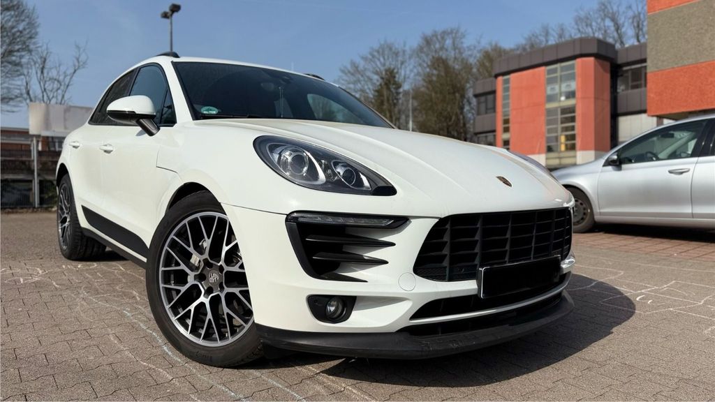 Porsche Macan 149.999 km 34.900 &euro; Detmold 32756