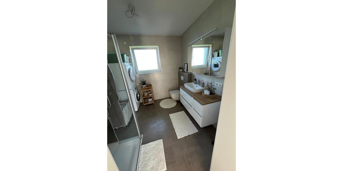 Etagenwohnung Porta Westfalica - 3 Zimmer, 90 m&sup2;, 1.090&euro; | Angebot:26276789