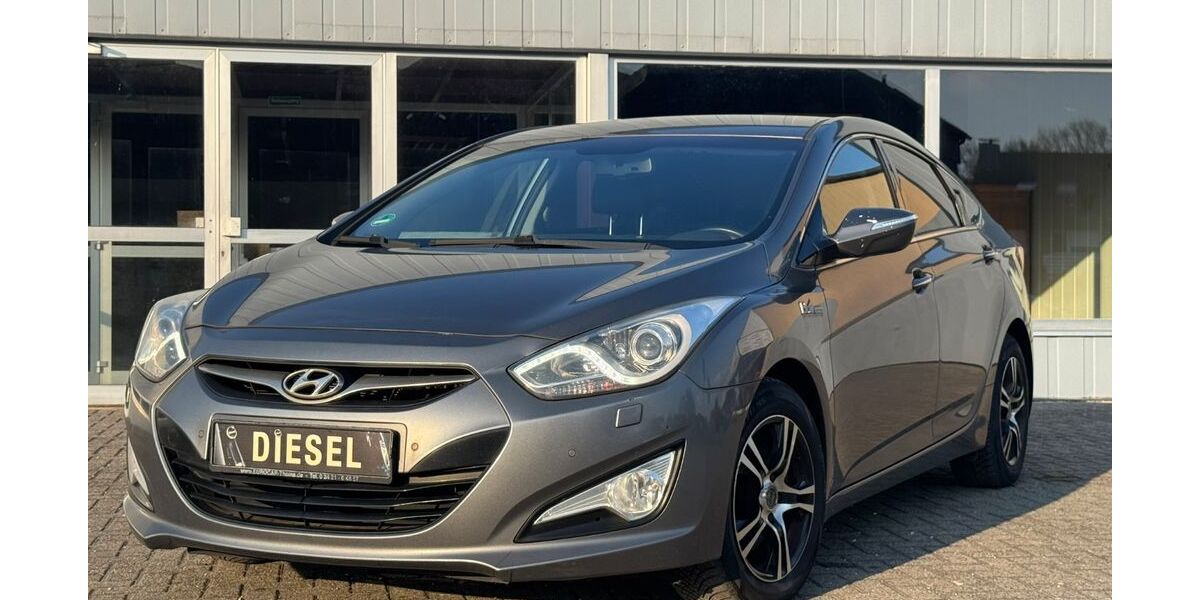 Hyundai i40 336.000 km 4.200 &euro; Voerde 46562