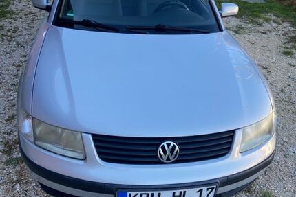VW Passat 310.687 km 799 € Günzburg 89312