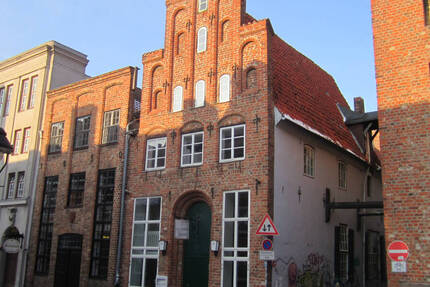 Historisches Backsteingiebelhaus mit 5 Mieteinheiten in der Lübecker AltstadtGründungsviertel 1 zimmer
