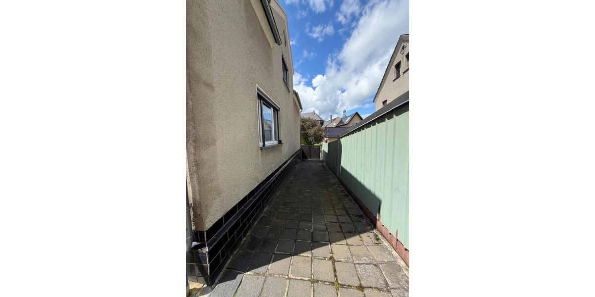 Einfamilienhaus Neuensalz - 5 Zimmer, 85 m&sup2;, 75.000&euro; | Angebot:27004805