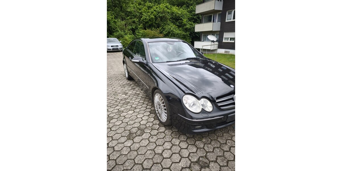 Mercedes-Benz CLK 320 399.000 km 2.800 &euro; Übach-Palenberg 52531