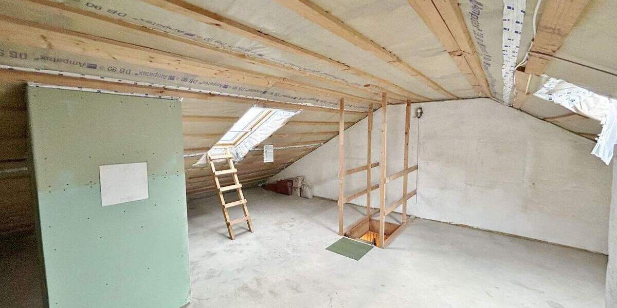 Reihenmittelhaus Lübeck St. Jürgen - 6 Zimmer, 110 m&sup2;, 290.000&euro; | Angebot:25360537