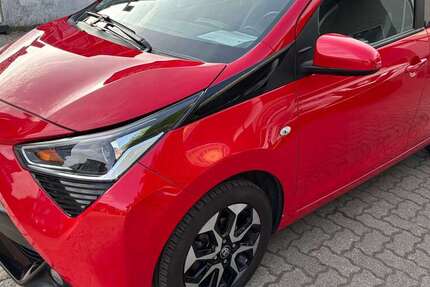 Toyota Aygo 17.185 km 9.750 &euro; Hamburg 22767