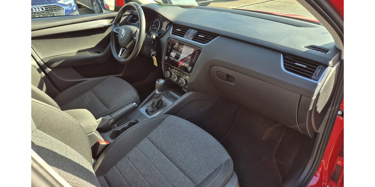 Skoda Octavia 1,5 TSI Soleil DSG, Klimaauto., PDC 96.715 km 15.390 &euro; Rodgau 63110