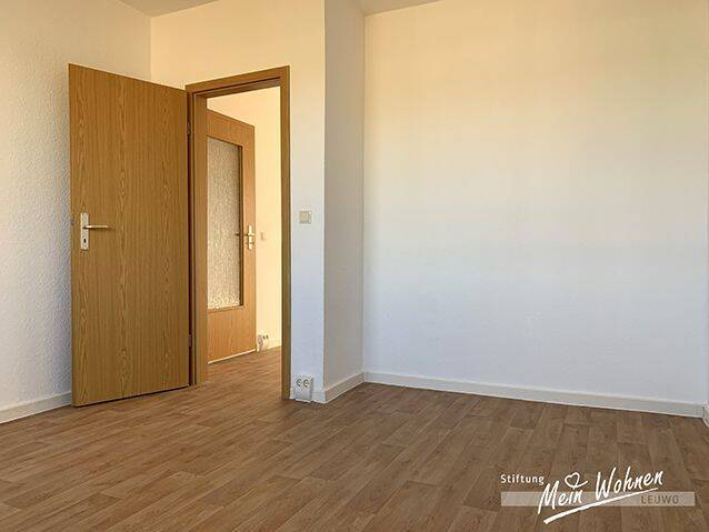 Etagenwohnung Bad Dürrenberg - 4 Zimmer, 76 m&sup2;, 490&euro; | Angebot:26879010