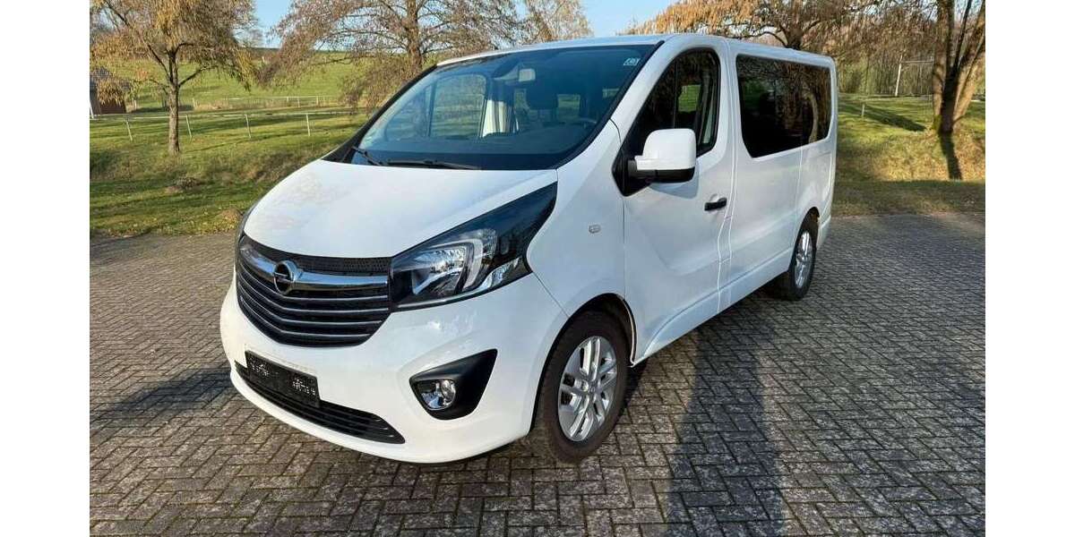 Opel Vivaro 150.000 km 15.900 &euro; Kircheib 57635