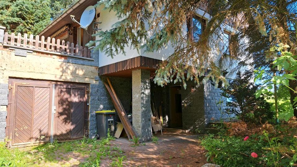 Einfamilienhaus Hohenstein-Ernstthal Ernstthal - 4 Zimmer, 124 m&sup2;, 150.000&euro; | Angebot:26952204