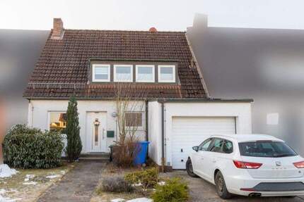Familienfreundliches Reihenmittelhaus in Nürnberg - Fischbach Haus kaufen 4 zimmer