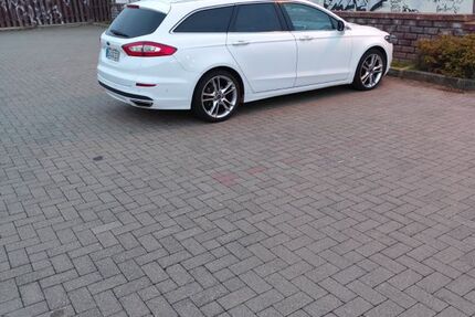 Ford Mondeo 208.000 km 7.700 &euro; Niederndodeleben 39167