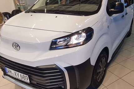 Toyota Proace 7.200 km 41.800 &euro; Weilheim 82362