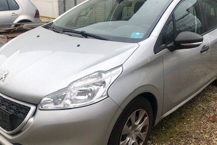 Peugeot 208 100.000 km 1.490 &euro; Hockenheim 68766