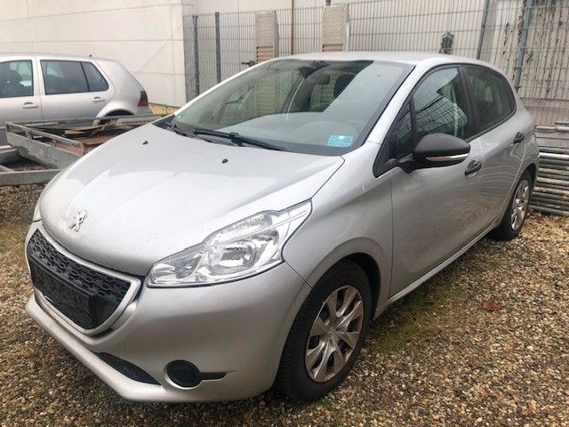 Peugeot 208 103.000 km 2.250 € Hockenheim 68766